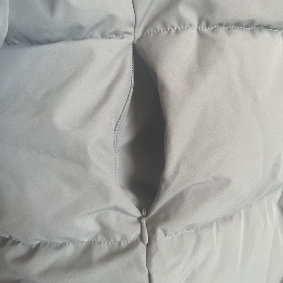 Adolfo Dominguez Puffer Coat - Picture 9 of 10